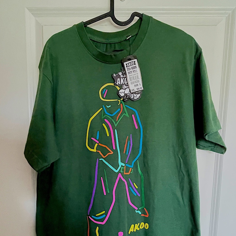 Akoo Short Sleeve Green Tee Size Large
